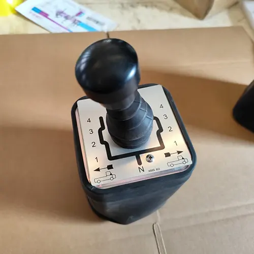dana-spicer-single-lever-cab-control-4-speed-standard-4200384-01